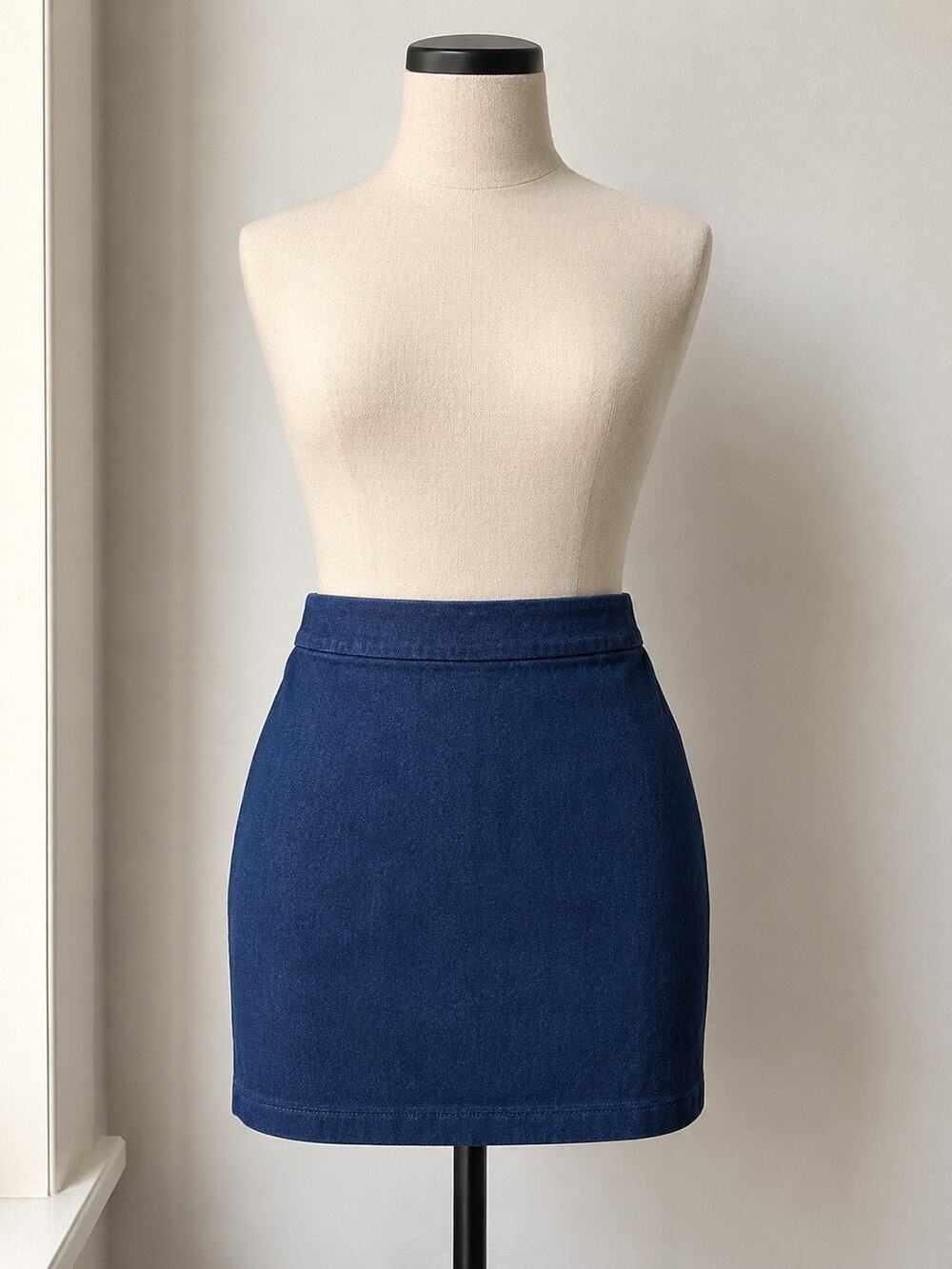 Susana Monaco Dark Denim Stretch Mini Skirt Size Small NWT